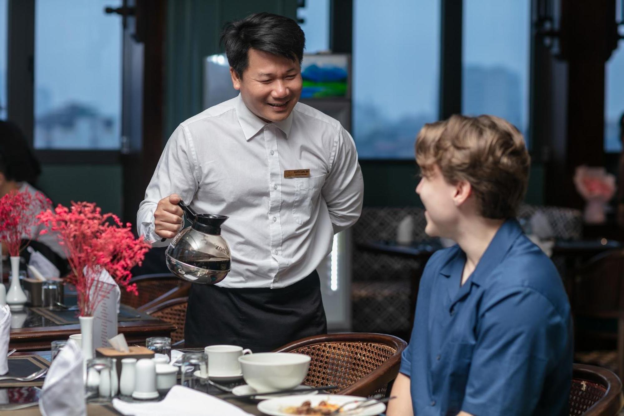 Salute Premium Hotel & Spa Hanoi Exterior photo